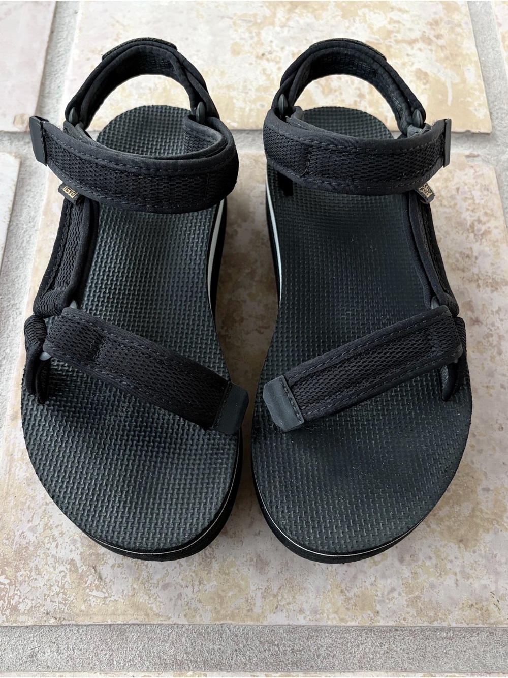 Teva Black & White 1102451 Platform Sandals Women’s 7, Sporty, Casual, Hippie - Picture 9 of 15